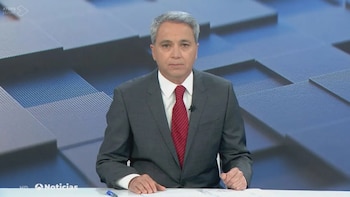 La trayectoria académica de Vicente Vallés: las dos carreras que pudo haber estudiado si no le hubiesen cogido en Periodismo en la Complutense