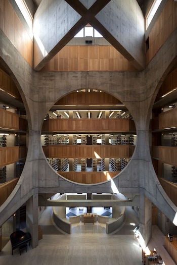 Biblioteca Exeter (Wikipedia)