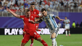 Argentina-Suiza, en vivo por los cuartos de final del Mundial 2026: Breel Embolo fue expulsado en los europeos