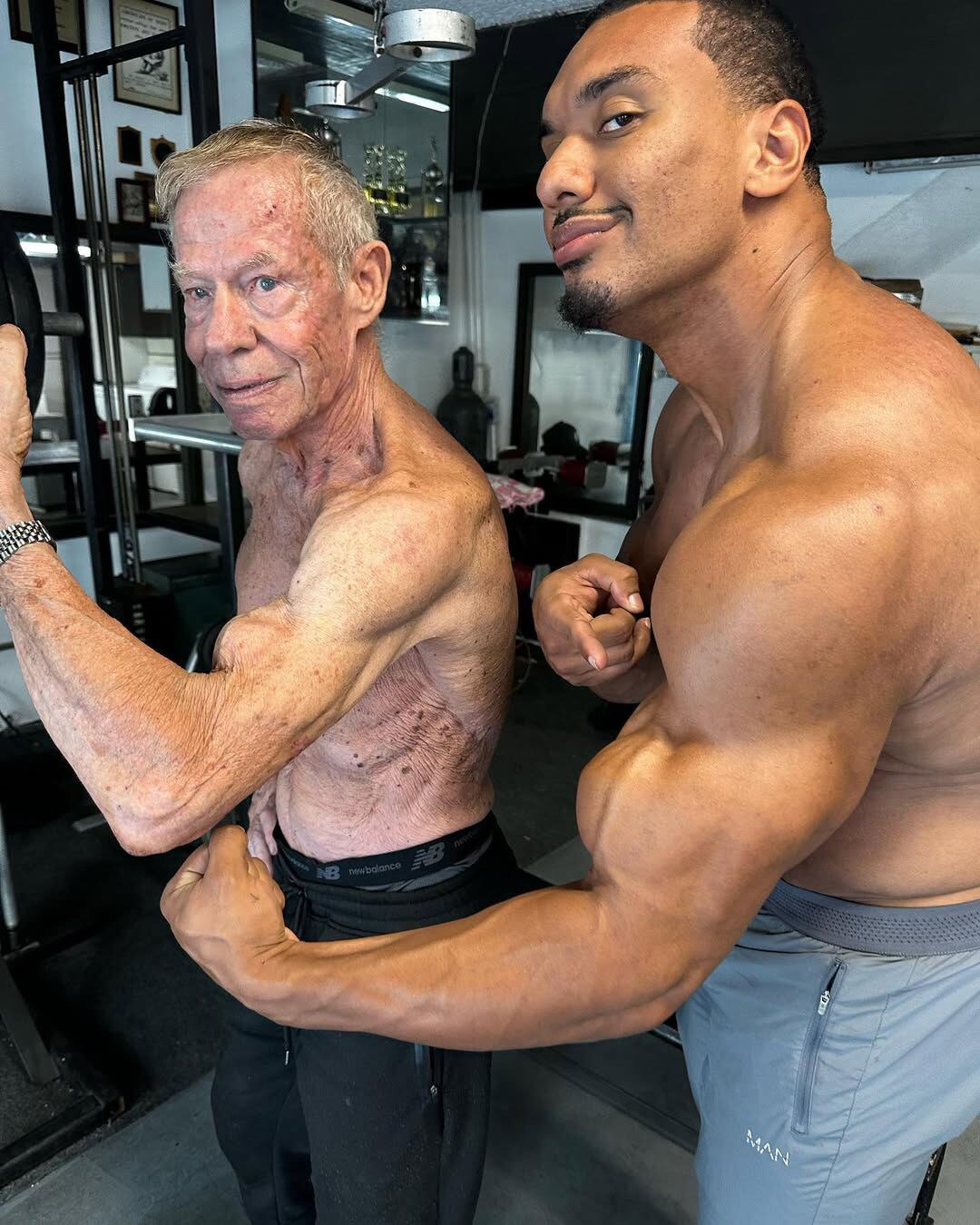 Se entrena tres veces por semana y además es instructor (Foto: IG@larrywheels)