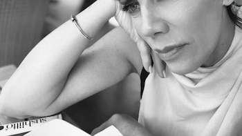 Cynthia Klitbo evita profundizar en la tragedia de Aylín Mujica durante entrevista por La Casa de los Famosos México