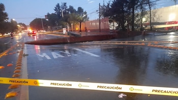 El socavón está en avenida