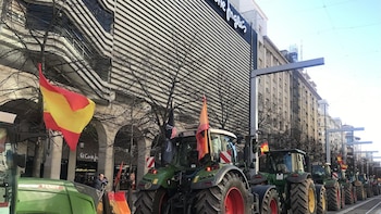 Una gran tractorada rechaza el