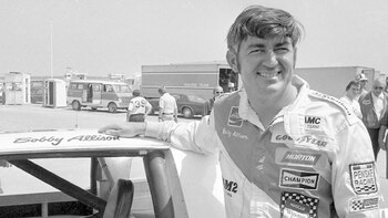 Murió Bobby Allison, legendario corredor