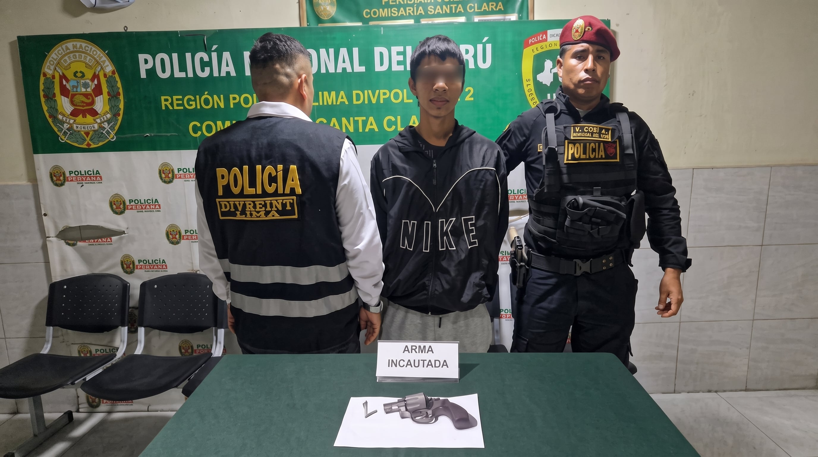 Medina Espinoza registra antecedentes por robo agravado y dos requisitorias que no estaban vigentes al momento de su captura. (Crédito: Mininter) (Imagen Ilustrativa Infobae)