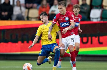 Oliver Sonne lleva 65 partidos