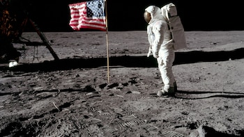 La llegada a la Luna, el recuerdo de los silvers del Apolo 11 y el rol de la IA: el quinto tripulante de Artemis II