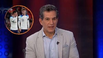 Tunden en redes a Javier Alarcón por asegurar que Inglaterra está guardando a Palmer y Foden para enfrentar a México