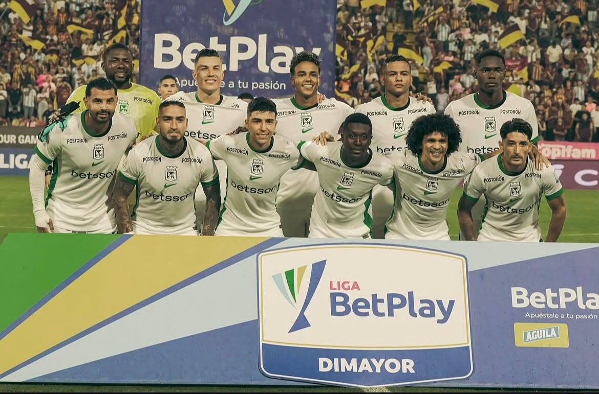 Este fue el equipo titular de Atlético Nacional el 1 de marzo de 2026, día que Neider Parra debutó con el equipo - crédito @neiparraa/Instagram