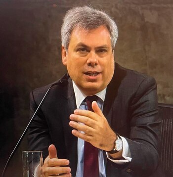 "Es llamativo el apego que