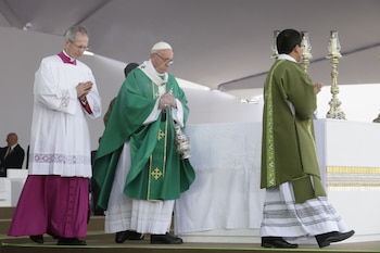 Multitudinaria asistencia a misa del Papa Francisco en Base Las palmas. (Foto ANDINA: Carlos Lezama)