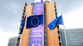 La CE aprueba la joint venture de ACS, Telefónica, Santander y Gobierno para optar a la gigafactoría europea