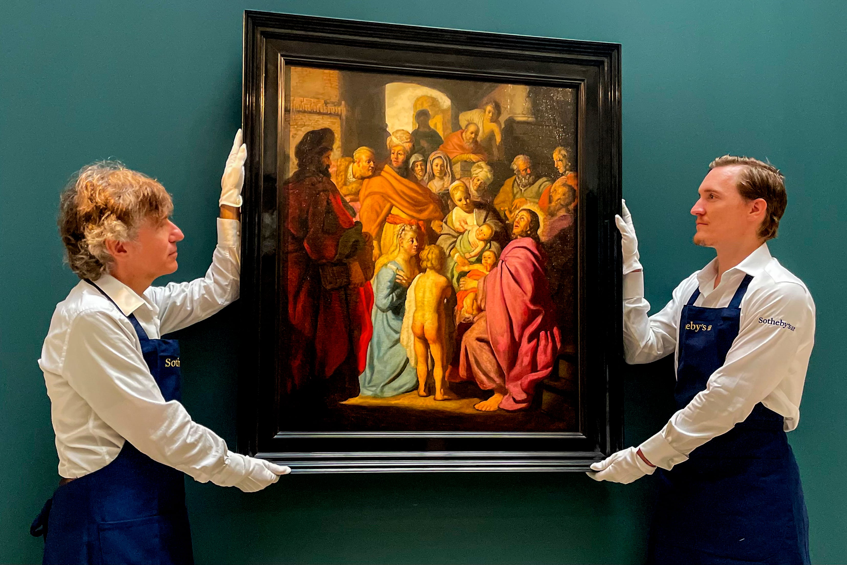 Un cuadro atribuido recientemente al pintor barroco neerlandés Rembrandt fue vendido por 9,3 millones de euros (EFE/ Luis Campello)