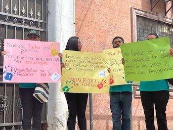 Arca de Esperanzas advirtió que podría suspender servicios de rehabilitación por la falta de formalización del convenio de fondos con la Secretaría de Salud de Honduras.