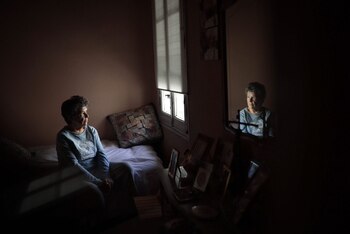 Maricarmen en la casa en