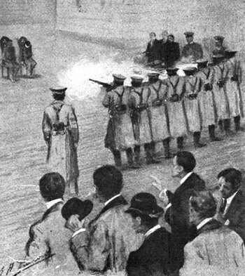 En 1916, en el patio