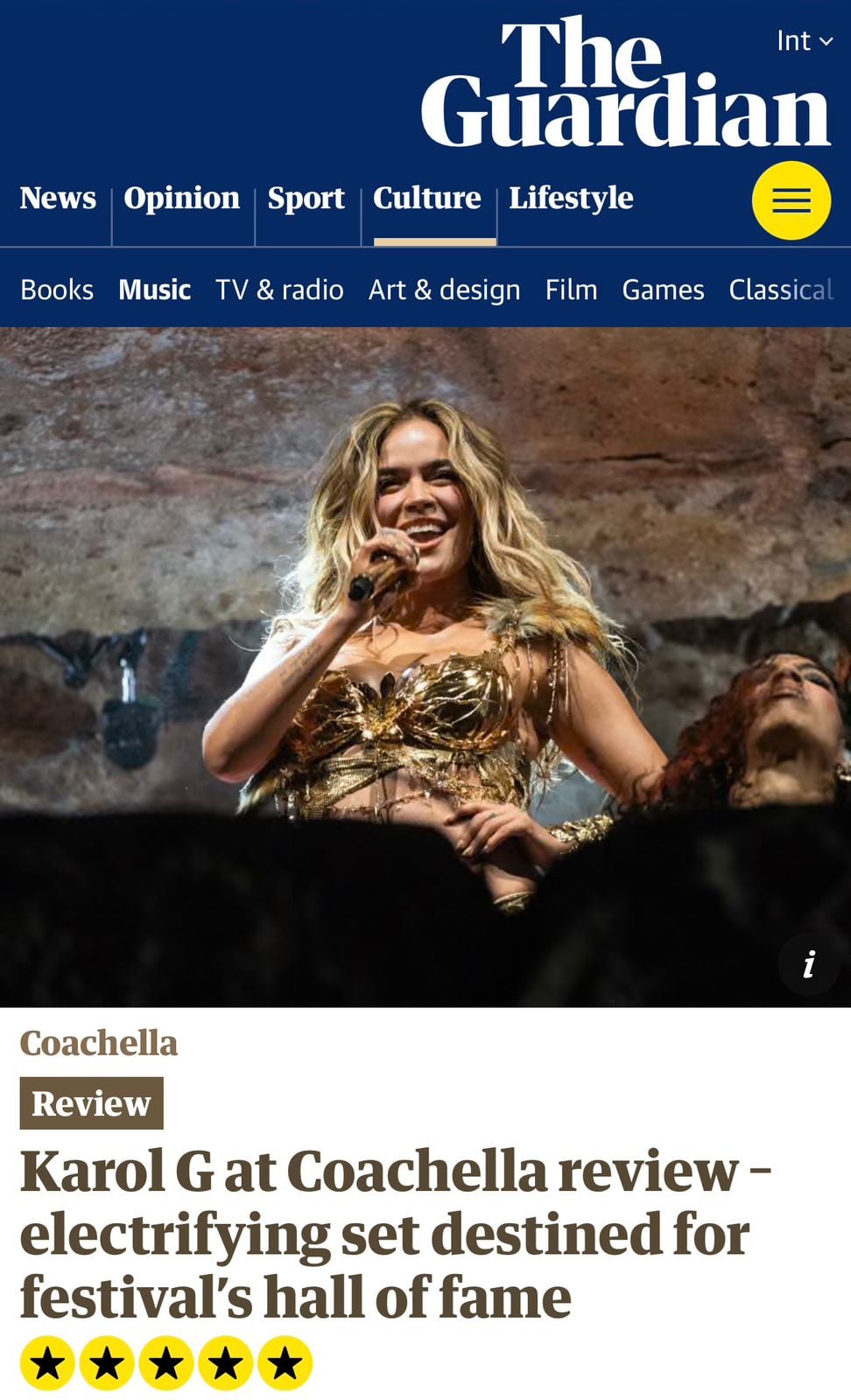 La colombiana recibió un puntaje de 5 estrellas con su presentación en Coachella 2026 - crédito captura de pantalla The Guardian