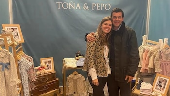 María José Valenzuela es la fundadora de Toña & Pepo, una marca colombiana especializada en ropa infantil, la cual apoya su esposo, Rodrigo Lara Restrepo - crédito @rodrigolararestrepo/Instagram