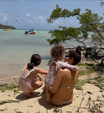 La tierna postal de Macedo con sus dos hijas, Belita y Julia