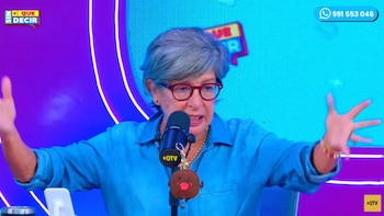 Alexander aseguró que la condición para volver a trabajar con Domínguez es que termine con los “escándalos”. Youtube: 'Q'Bochinche'.