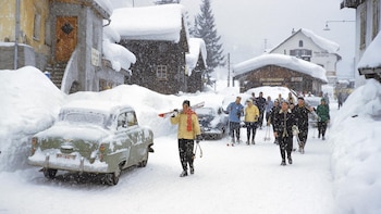 Mueren cinco esquiadores por nuevas