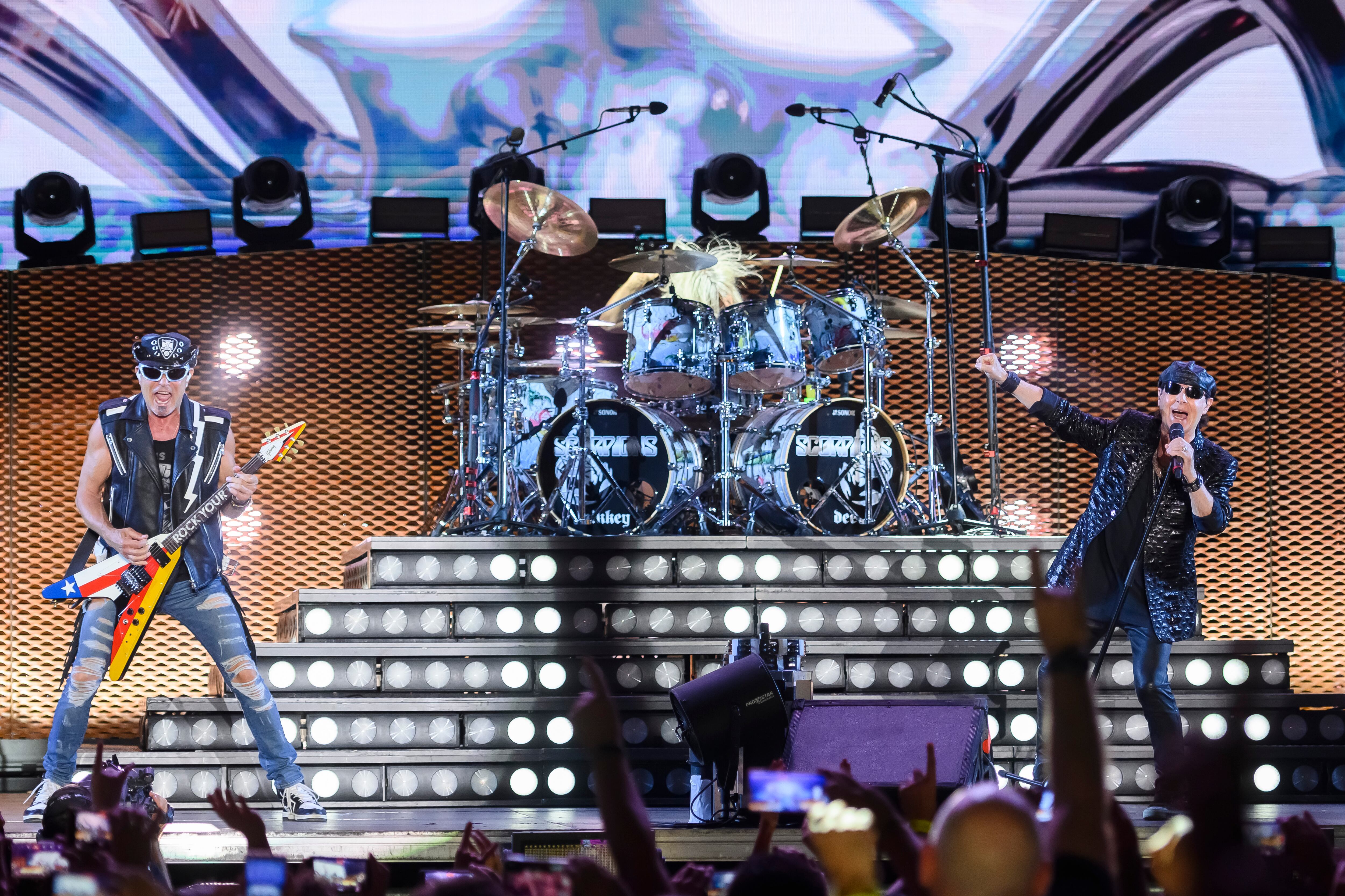 Las canciones de Scorpions acompañaron a la histórica caída del muro de Berlín en Alemania. (EFE/ Raúl Caro)