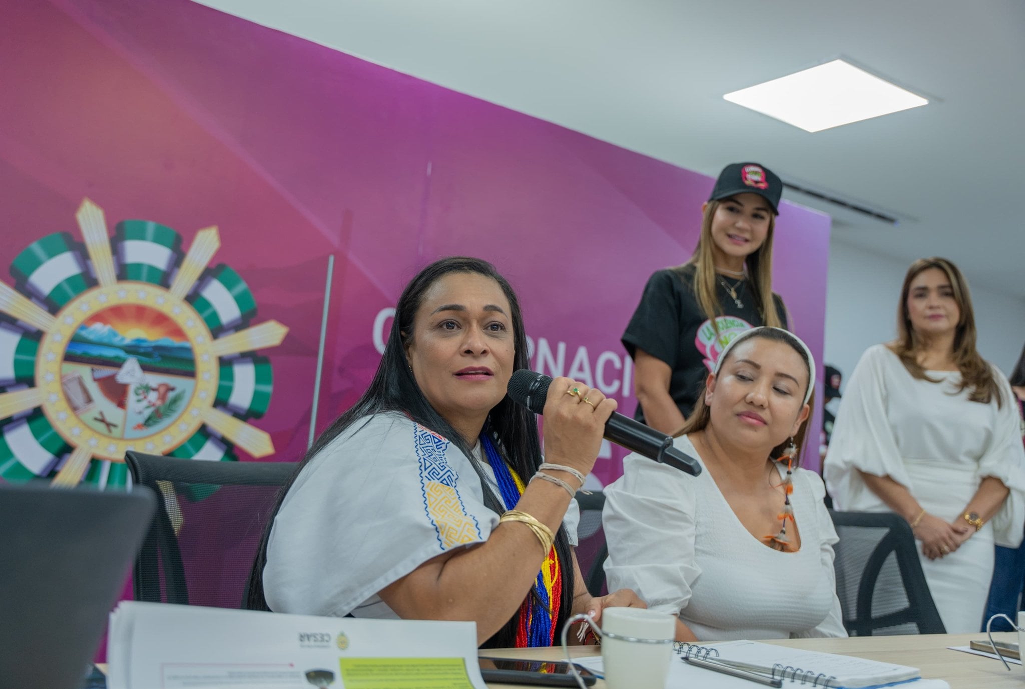 El gobierno de Bolivia declaró “persona non grata” a la embajadora colombiana Elizabeth García Carrillo, ordenando la finalización de sus funciones diplomáticas - crédito @GobdelCesar/X