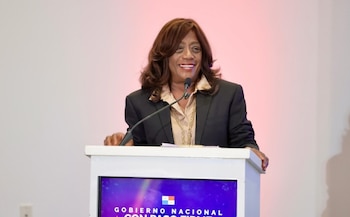 La renunciante ministra de Educación, Lucy Molinar, dijo que había mucho "ruido" en torno a la compra de las computadoras. (Meduca)