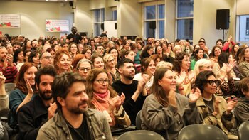 El público colmó la sala