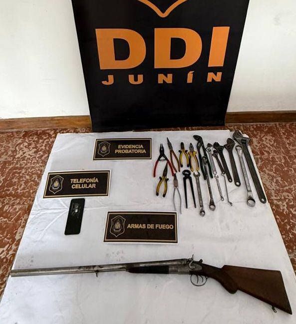 El avance de la causa judicial continúa bajo la supervisión de la fiscalía mientras se evalúa la posible participación de terceros en el hecho