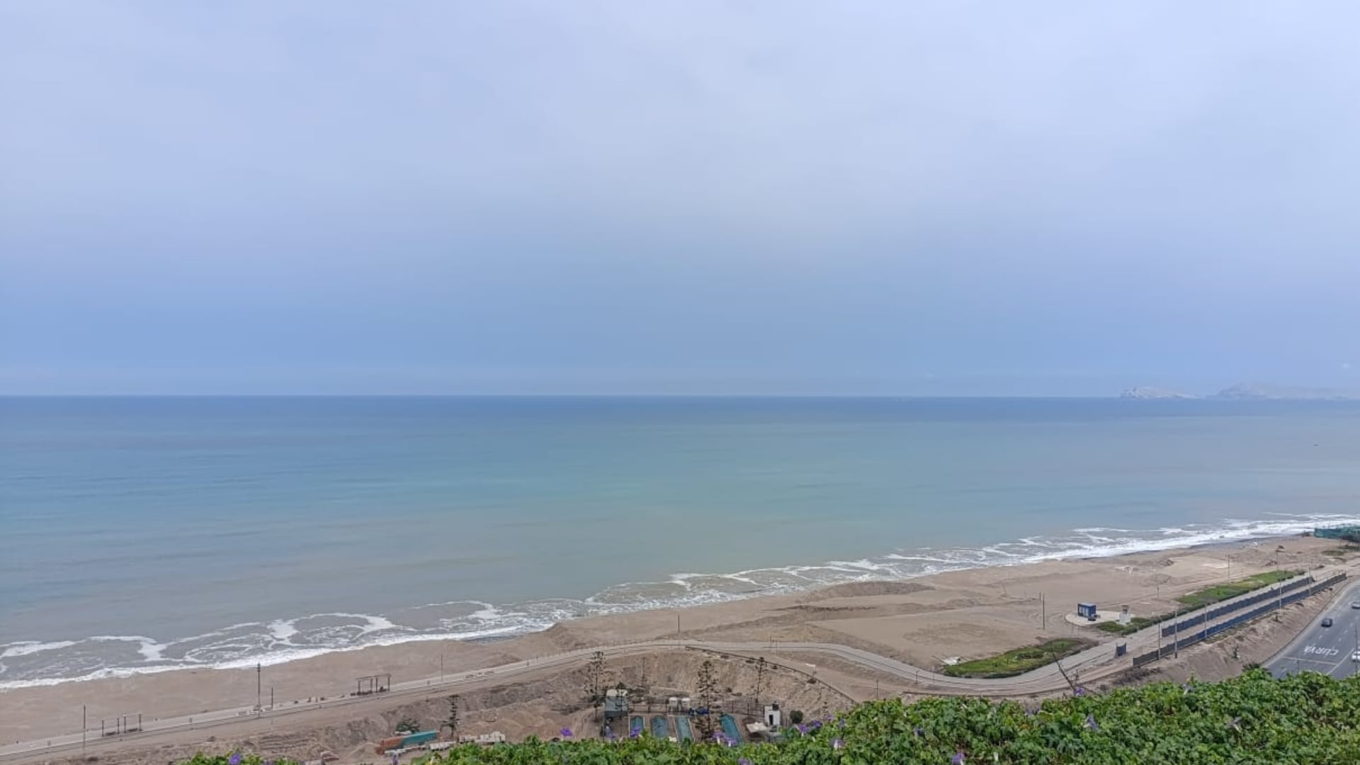 Por qué el mar turquesa no siempre es señal de aguas más limpias| Foto: Paula Elizalde (Infobae Perú)