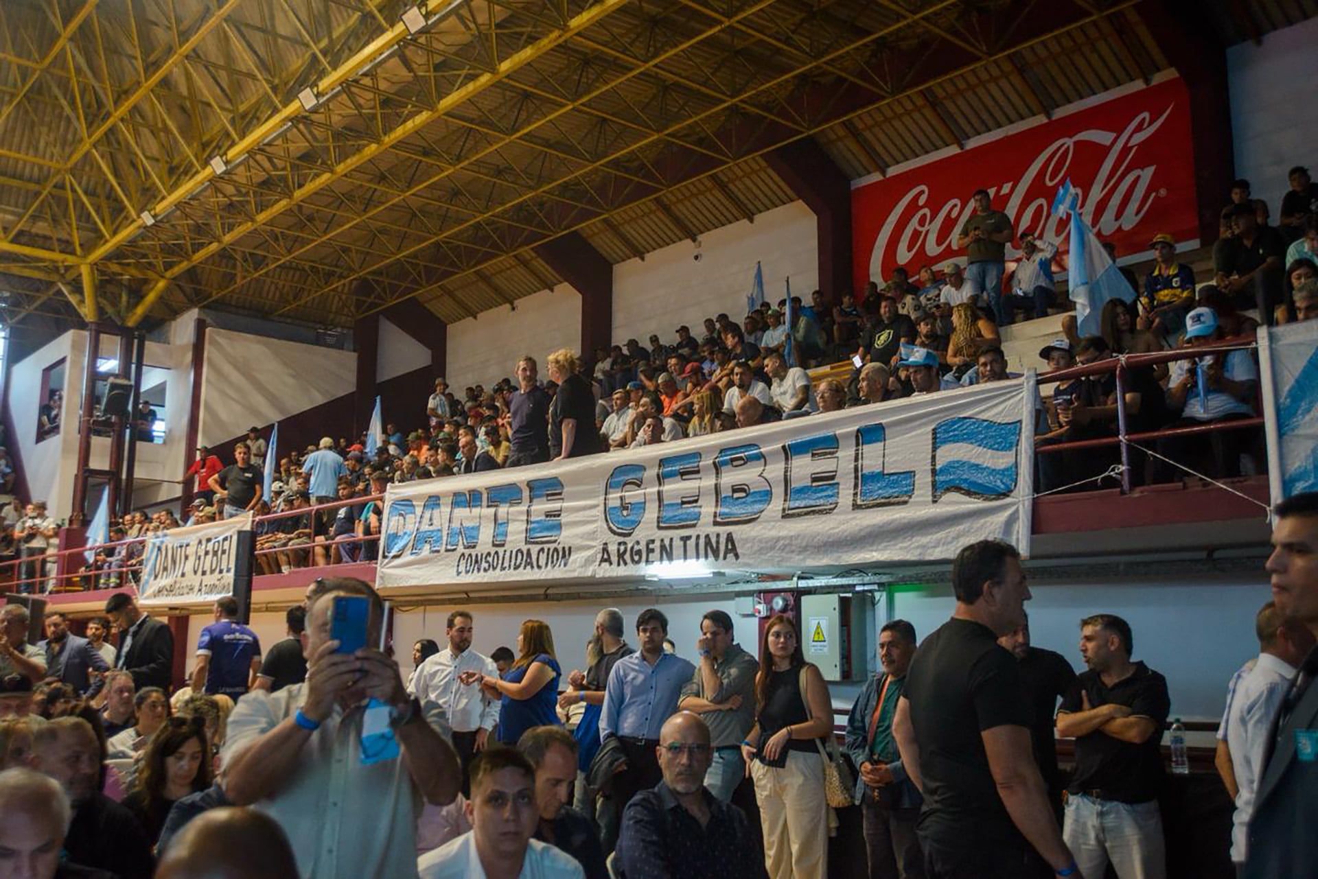 Consolidación Argentina armó un acto en Lanús para impulsar la candidatura de Dante Gebel