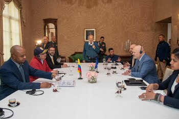 Encuentro entre el gobierno colombiano y delegados de la Corte Penal Internacional - crédito cortesía Cesar Carrión/Presidencia