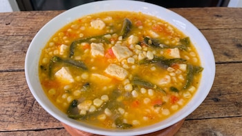 Receta de sopa de elote con rajas: platillo mexicano lleno de sabor casero