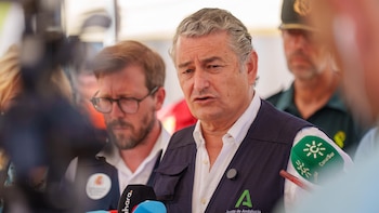 Sanz destaca la gestión contra incendios de la Junta: "Decir que no se trabaja en prevención es faltar a la verdad"