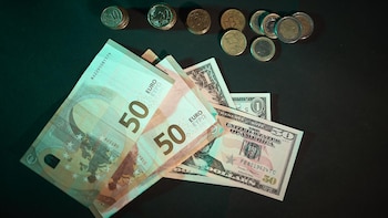 Las fusiones y adquisiciones se ralentizan por el conflicto en Irán y el ruido en torno al crédito privado