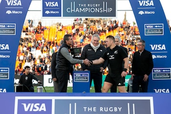 Gustavo Manriquez, Gerente General de