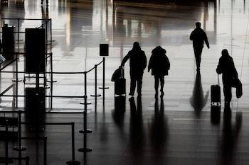 Los ciudadanos estadounidenses bajo arresto en China afrontan procesos judiciales sin garantías claras y con acceso consular restringido. (REUTERS/Thomas Peter)