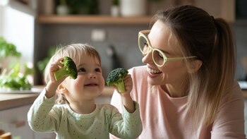 Ni permisivo ni autoritario: cómo