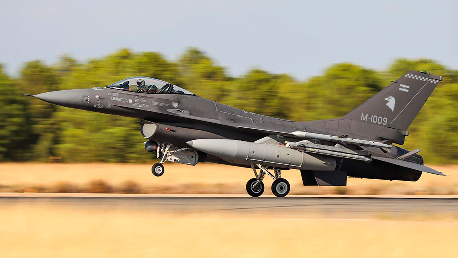 La compra de 24 aviones caza F-16 a Dinamarca en 2024 se consideró secreto militar
