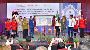 Un año del nuevo Poder Judicial: Lotería Nacional devela billete conmemorativo del OAJ.
