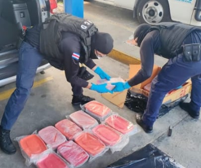 La Policía de Control de Drogas y la DEA iniciaron las investigaciones mediante una compra encubierta de un kilogramo de metanfetamina por 3,800 dólares. (Foto: CR Hoy)
