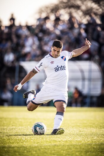 El Pistolero fue titular en