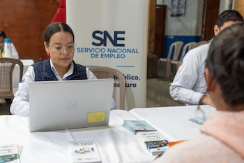 La PEA de Guatemala alcanza 8,2 millones de personas, con una tasa de desempleo abierto cercana al 2% y una informalidad que concentra a 5,3 millones de trabajadores.