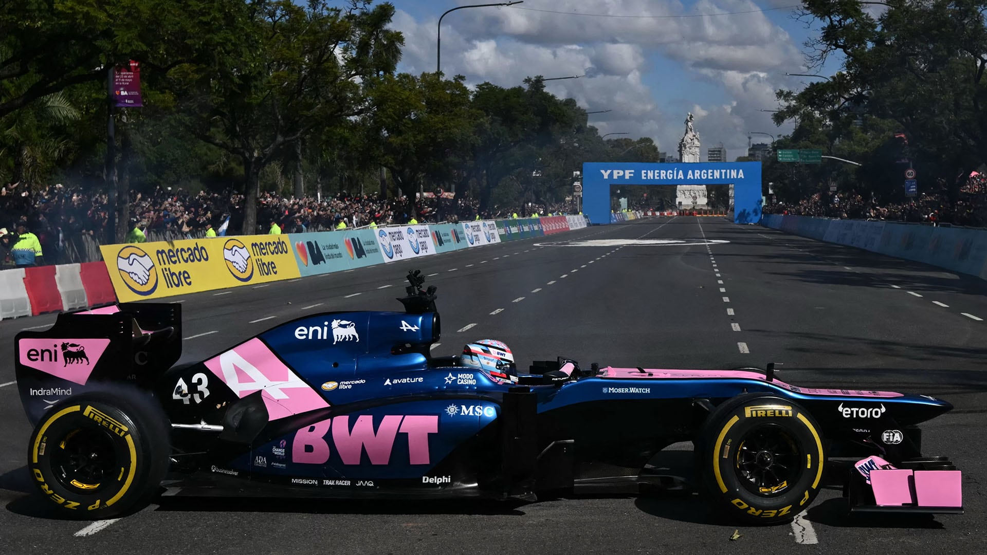 Colapinto participará de una nueva exhibición con Alpine con el Lotus E20 (AFP)