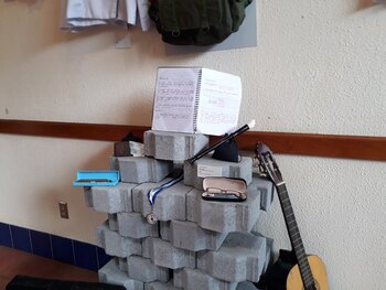 El museo exhibe objetos personales de las víctimas de la represión sandinista (EFE y Twitter)