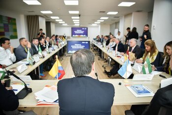 - crédito @CristoBustos/X