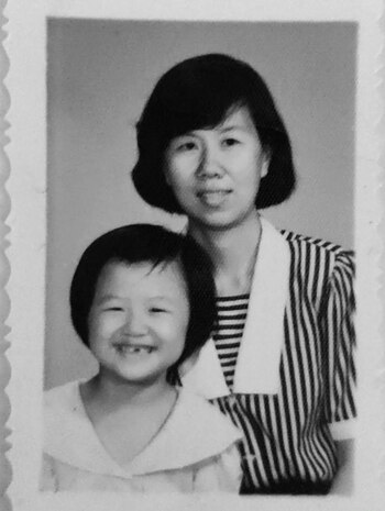 Karina Gao y su madre,