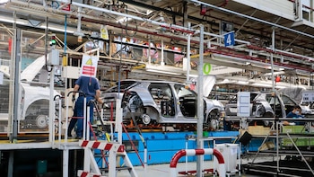 Las ventas de la industria disparan su crecimiento en agosto al 10,8% y suman seis meses de alzas