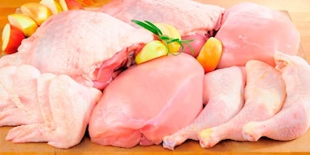 El jefe del INEI, Gaspar Morán Flores, señaló que el alza estuvo impulsada principalmente por la carne de pollo, huevos, frutas y algunas hortalizas.